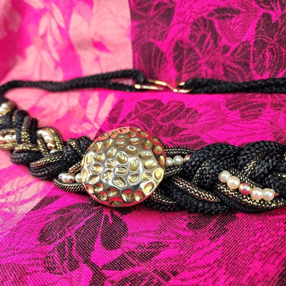 Vintage Braided Rope Belt. Excellent Used Condition.